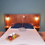 Lord Ape Suites Club