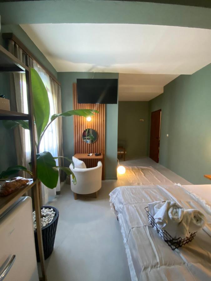 Guest house Lord Ape Club *