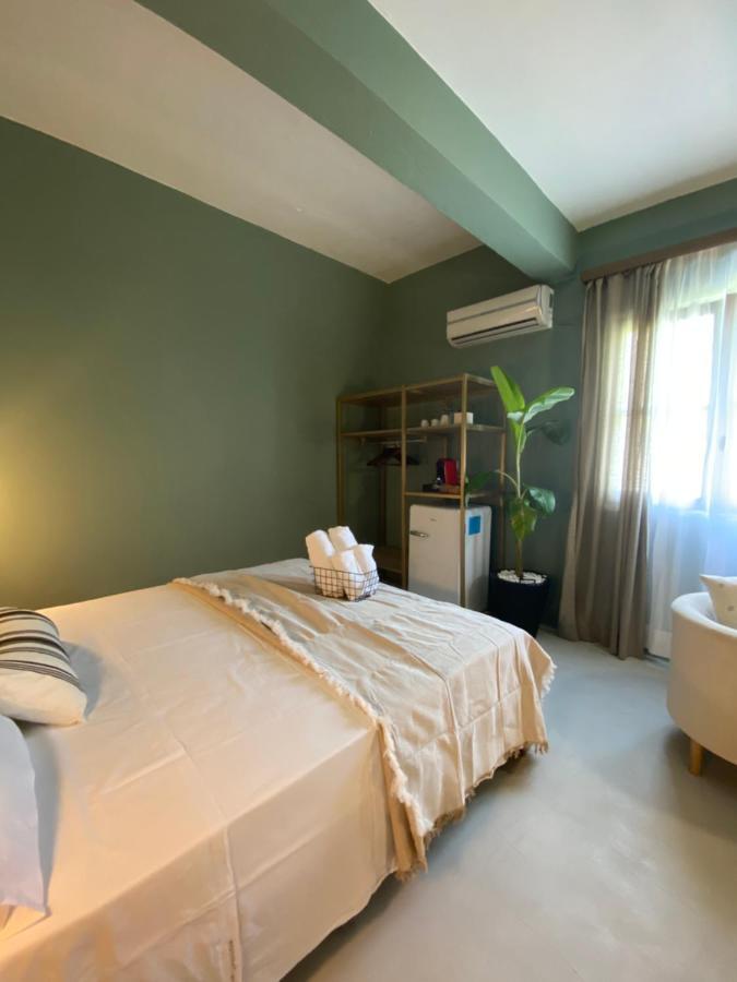 Lord Ape Club Guest house Benitses (Corfu)